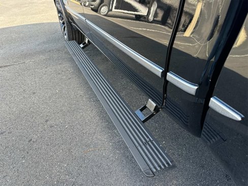 New 2025 RAM 1500 Limited w/ Body Color Bumper Group image 13