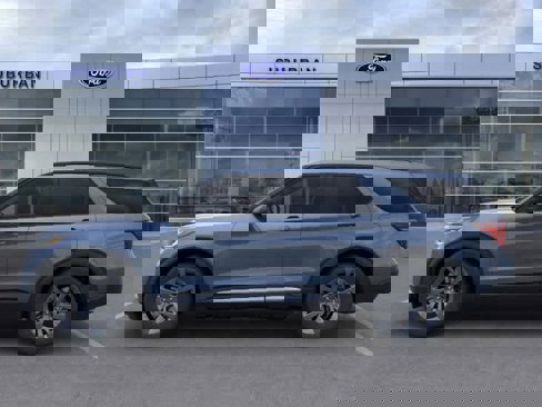 New 2025 Ford Explorer Active w/ Active Comfort Package image 3