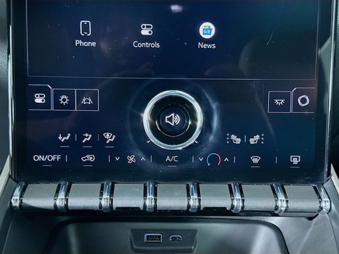 Used 2025 GMC Terrain Elevation image 24
