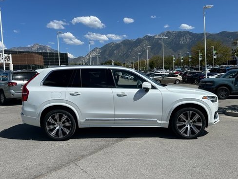 Used 2025 Volvo XC90 T8 Plus w/ Protection Package Premier image 2