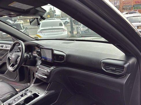 Used 2020 Ford Explorer ST image 13