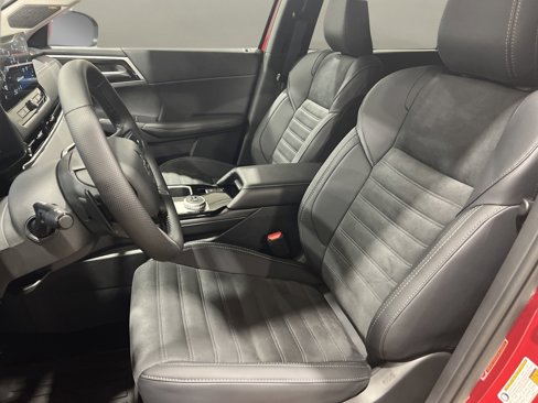 New 2025 Mitsubishi Outlander SE image 12