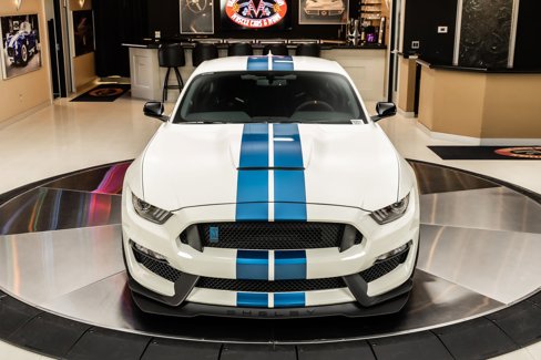 Used 2020 Ford Mustang Shelby GT350R w/ GT350R Equipment Group 920A image 8