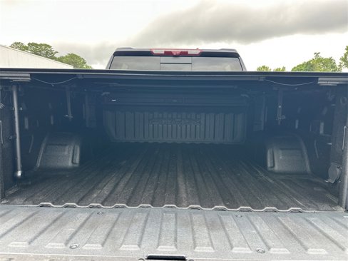 Used 2023 GMC Sierra 1500 AT4X image 19