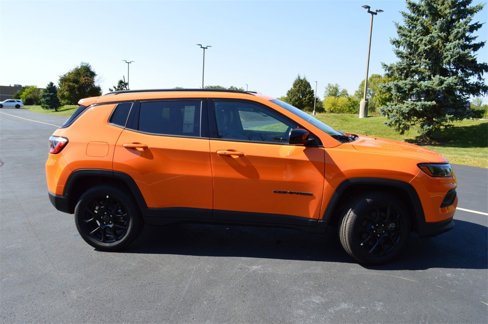 New 2026 Jeep Compass Latitude image 4