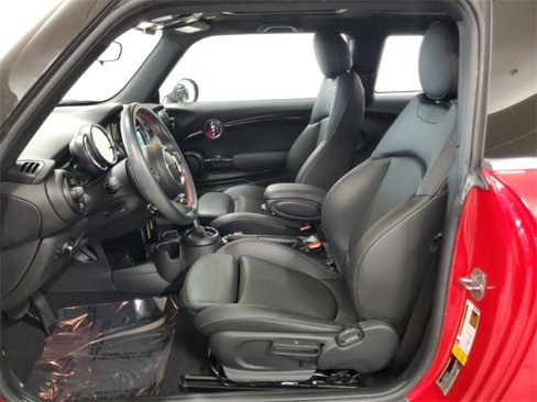 Used 2019 MINI Cooper S w/ Signature Upholstery Package image 9