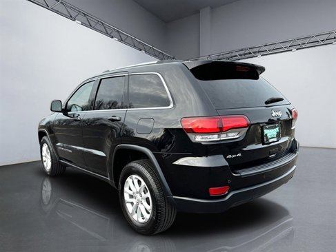 Used 2021 Jeep Grand Cherokee Laredo image 5