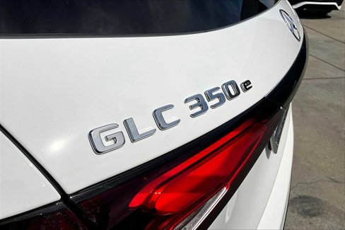 Used 2025 Mercedes-Benz GLC 350e 4MATIC image 9