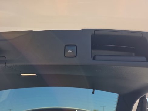 Used 2024 Ford Escape Platinum w/ Premium Technology Package image 47