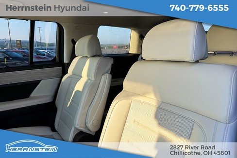 Used 2025 Hyundai Santa Fe Calligraphy image 25