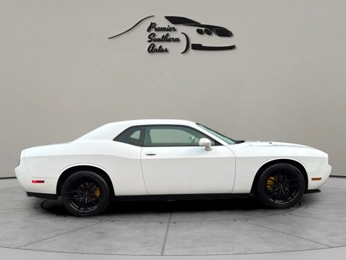 Used 2012 Dodge Challenger SXT Plus image 7