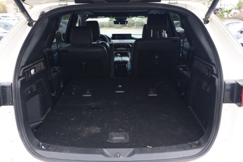 Used 2024 MAZDA CX-90 Plug-In Hybrid w/ Premium Plus image 16