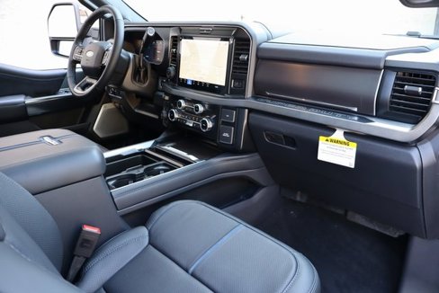 New 2026 Ford F250 Platinum image 38