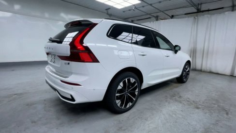 New 2026 Volvo XC60 B5 Plus w/ Protection Package Premier image 24
