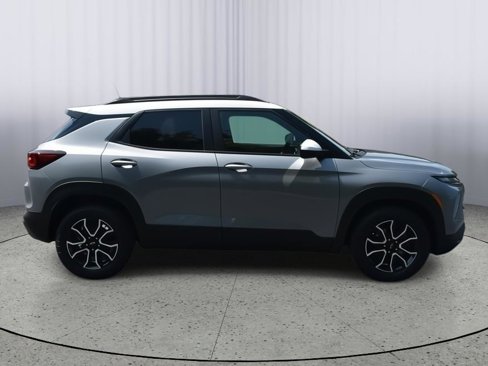 New 2025 Chevrolet TrailBlazer ACTIV w/ Convenience Package image 3