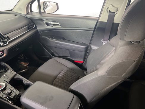 Used 2023 Kia Sportage LX image 22