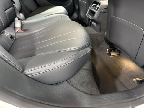 New 2026 Mercedes-Benz E 350 4MATIC Sedan image 20