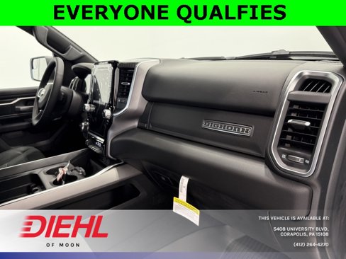 New 2026 RAM 1500 4x4 Crew Cab image 15