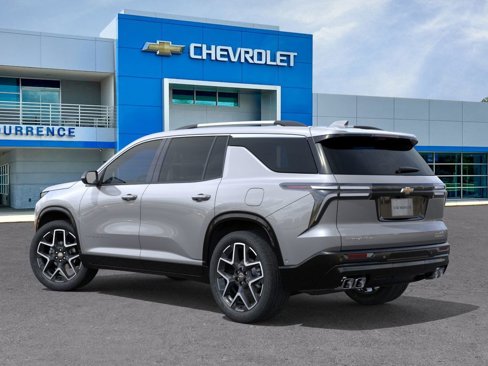 New 2026 Chevrolet Traverse High Country w/ LPO, Floor Liner Package image 3