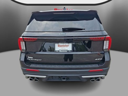 Used 2025 Ford Explorer Platinum w/ Ultimate Package image 5