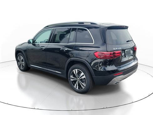 Certified 2025 Mercedes-Benz GLB 250 image 3