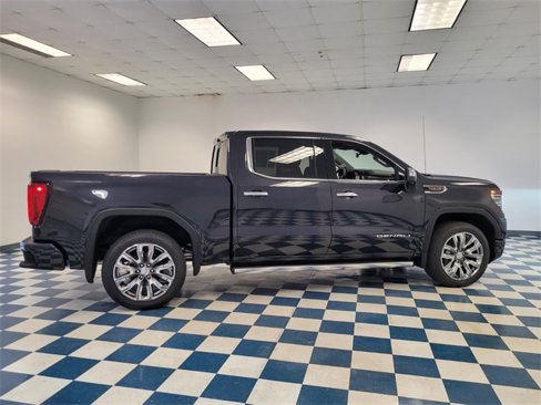 New 2026 GMC Sierra 1500 Denali image 10