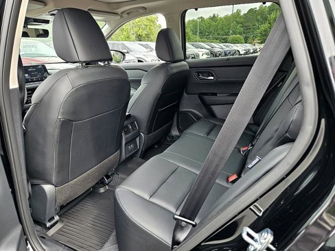 New 2026 Nissan Rogue SV w/ SV Premium Package image 8