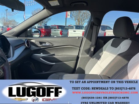 New 2025 Chevrolet Trax RS w/ Driver Confidence Package image 9