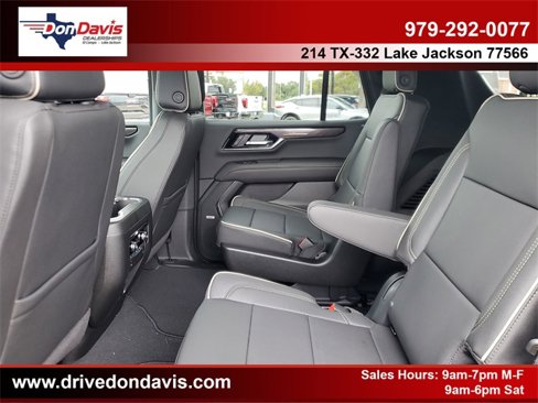 New 2026 GMC Yukon Elevation image 12