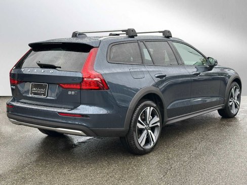 New 2026 Volvo V60 B5 Cross Country Plus w/ Climate Package image 3