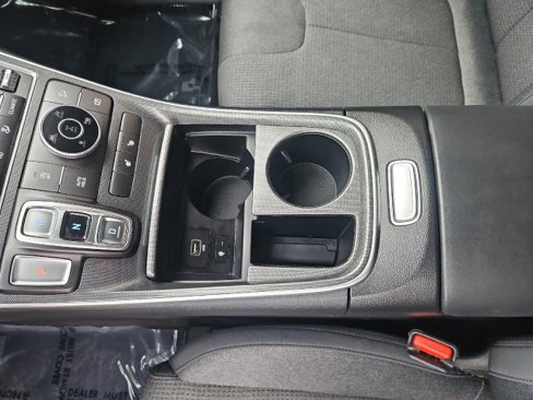 Used 2023 Hyundai Santa Fe SEL image 20