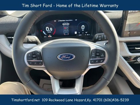 New 2025 Ford Explorer Active image 18