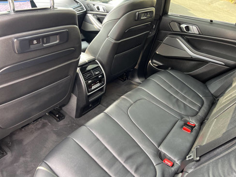 Used 2019 BMW X5 xDrive50i w/ Executive Package image 31