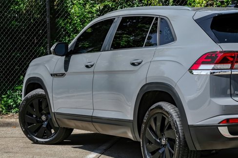 Used 2024 Volkswagen Atlas Cross Sport SE w/ Panoramic Sunroof Package image 20