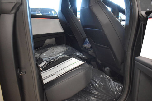 Used 2024 Tesla Cybertruck AWD Crew Cab image 20