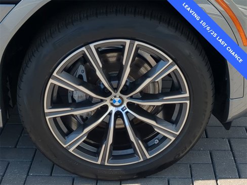 Used 2024 BMW X6 xDrive40i w/ Premium Package image 12