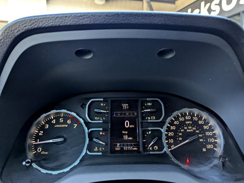 Used 2019 Toyota Tundra SR5 w/ SR5 Upgrade Package image 17