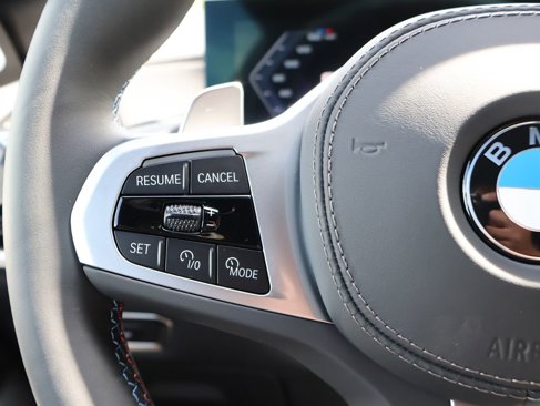 New 2026 BMW X7 M60i image 44