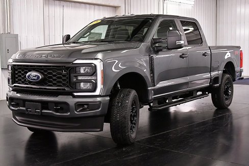 New 2026 Ford F250 XL image 3