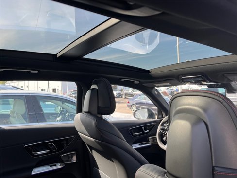 New 2026 Mercedes-Benz GLC 43 AMG 4MATIC image 10
