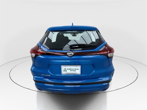 Used 2023 Nissan Kicks S image 7