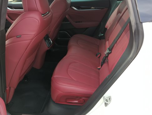 Certified 2022 Maserati Levante GT image 16