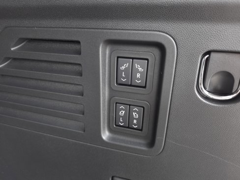 New 2026 Buick Enclave Preferred w/ Power Package image 37