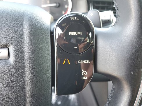 Used 2020 Land Rover Discovery Sport S R-Dynamic image 7