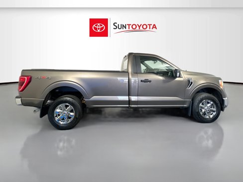 Used 2022 Ford F150 XLT w/ Trailer Tow Package image 2