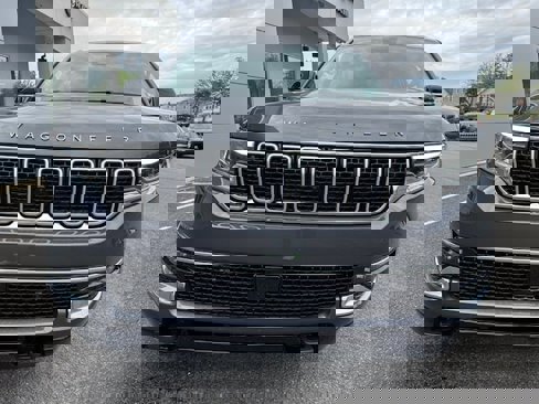 New 2024 Jeep Wagoneer L 4WD w/ Premium Group I image 3