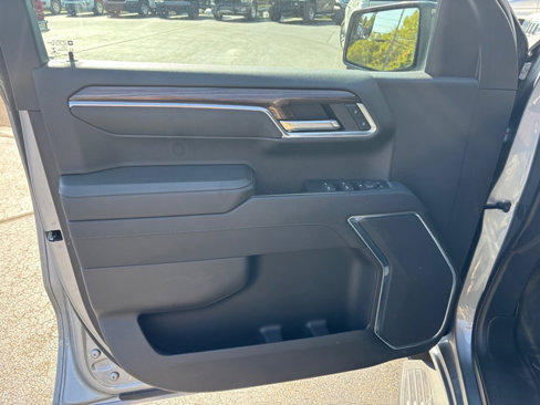 Used 2023 Chevrolet Silverado 1500 RST w/ Z71 Off-Road Package image 9