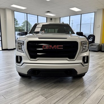 Used 2020 GMC Sierra 1500 Elevation w/ Elevation Value Package image 2
