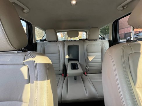 Used 2018 Ford Escape SEL image 17