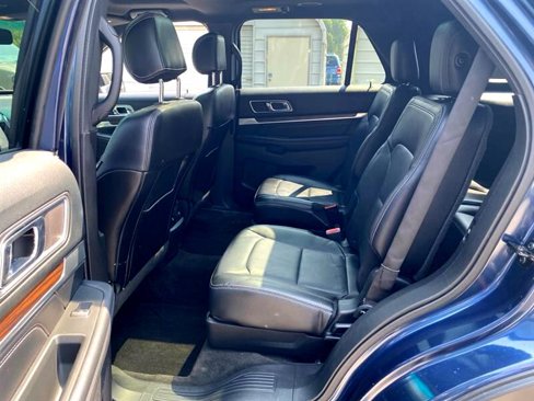 Used 2016 Ford Explorer Limited w/ Equipment Group 303A image 10